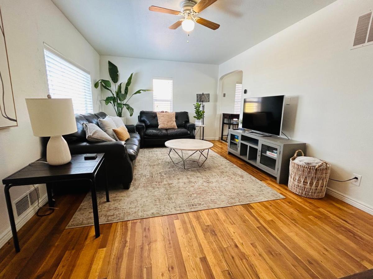 Home Sweet Idahome, Feels Like Home With All The Decor You Wish You Could Afford King Bed In Master, Fully Fenced Dog Friendly Yard, A Few Blocks From Bsu And Downtown Boise, Your Perfect Stay! المظهر الخارجي الصورة