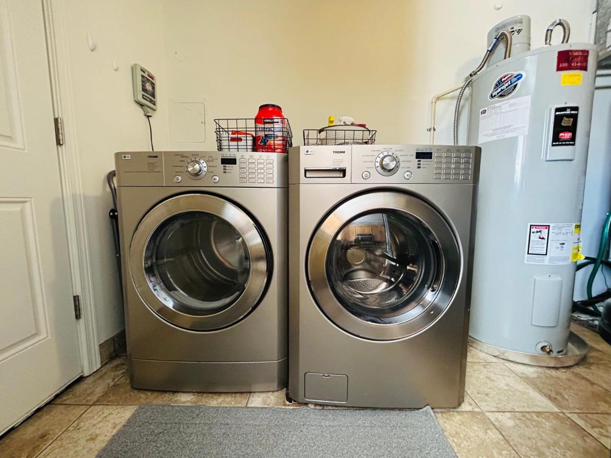 Home Sweet Idahome, Feels Like Home With All The Decor You Wish You Could Afford King Bed In Master, Fully Fenced Dog Friendly Yard, A Few Blocks From Bsu And Downtown Boise, Your Perfect Stay! المظهر الخارجي الصورة